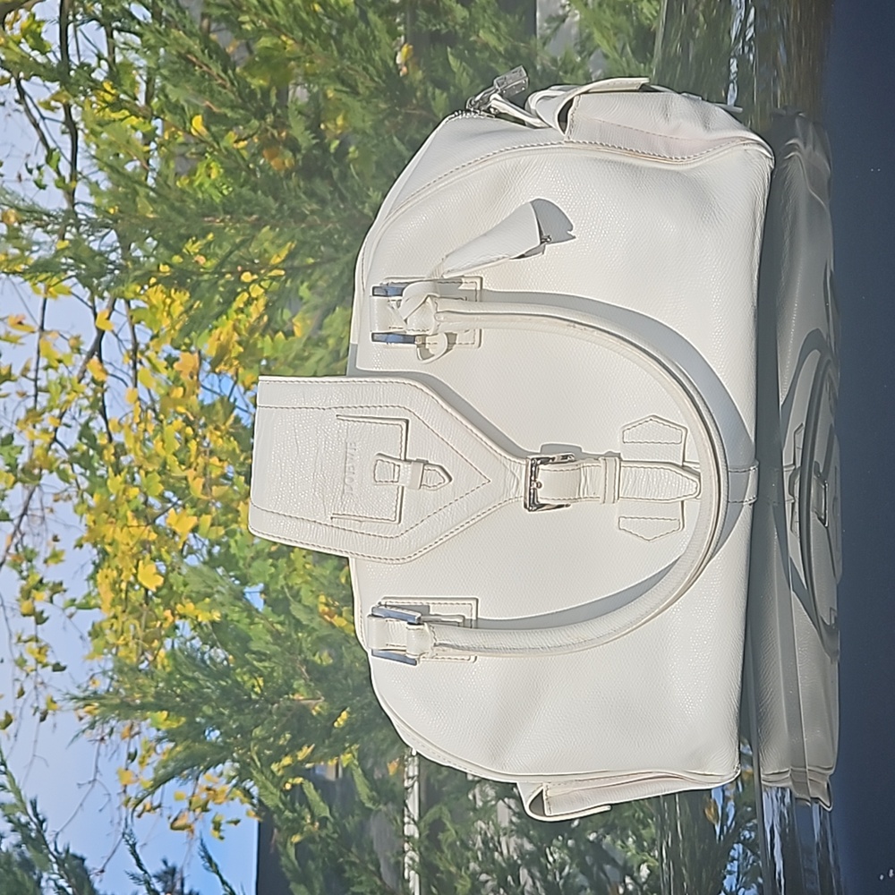 Loewe Shoulder Bag in White